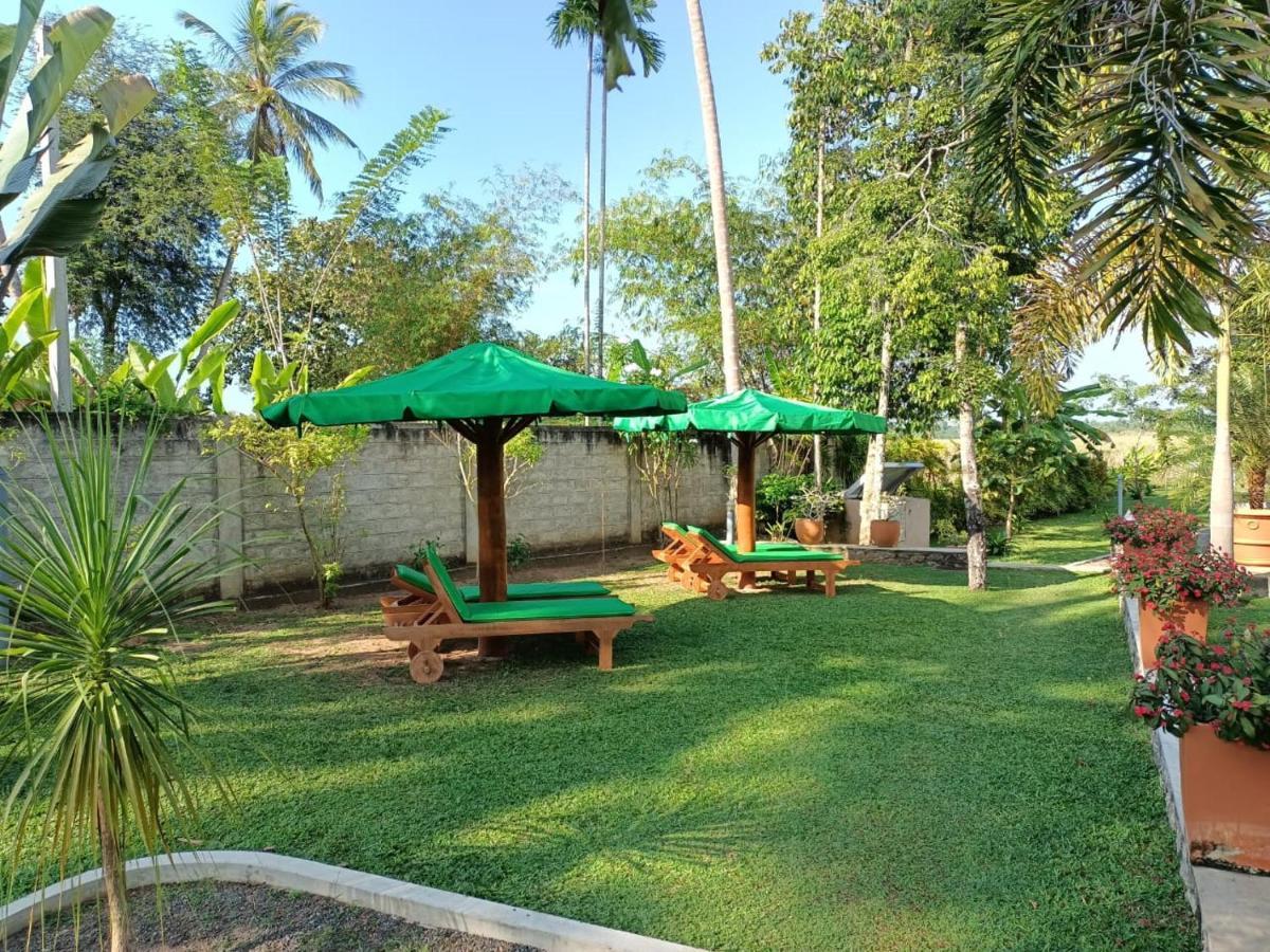 Avalon Village Resort Induruwa Dış mekan fotoğraf