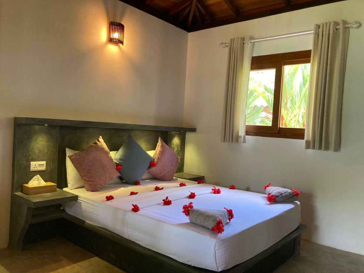 Avalon Village Resort Induruwa Dış mekan fotoğraf
