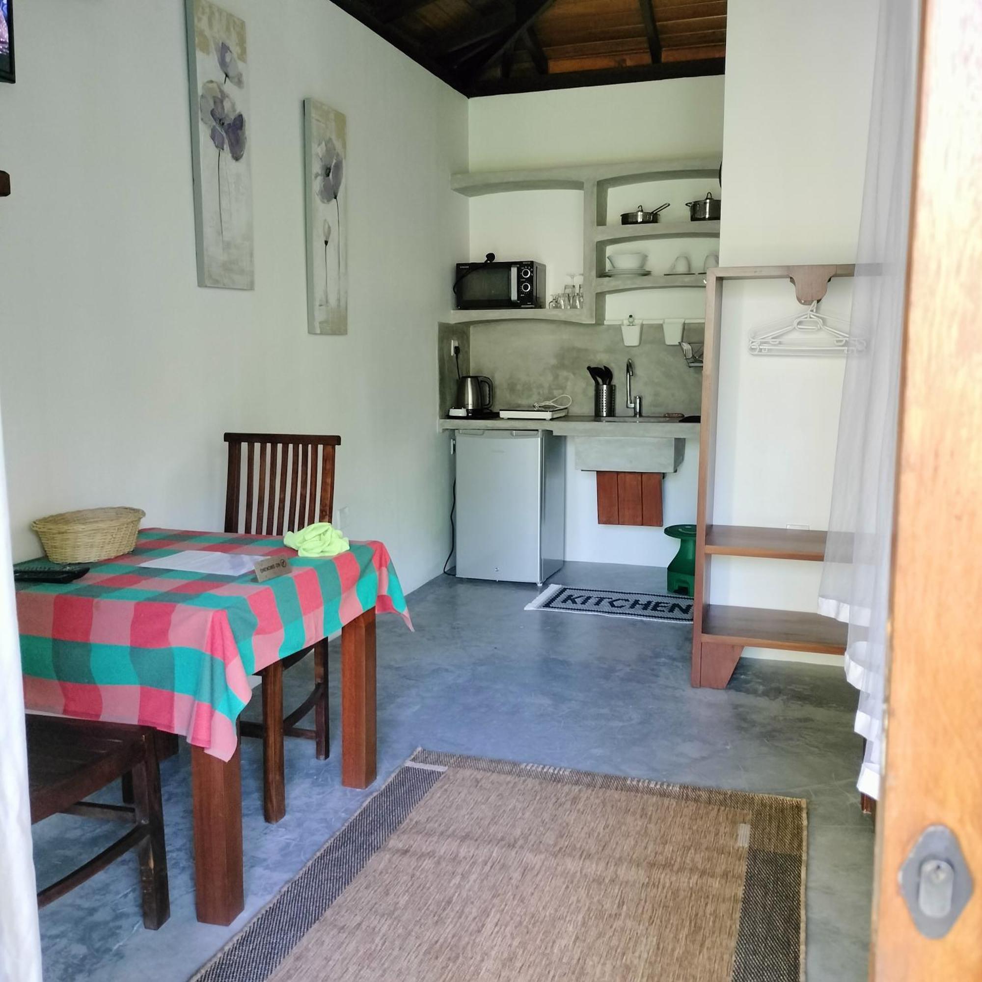Avalon Village Resort Induruwa Dış mekan fotoğraf