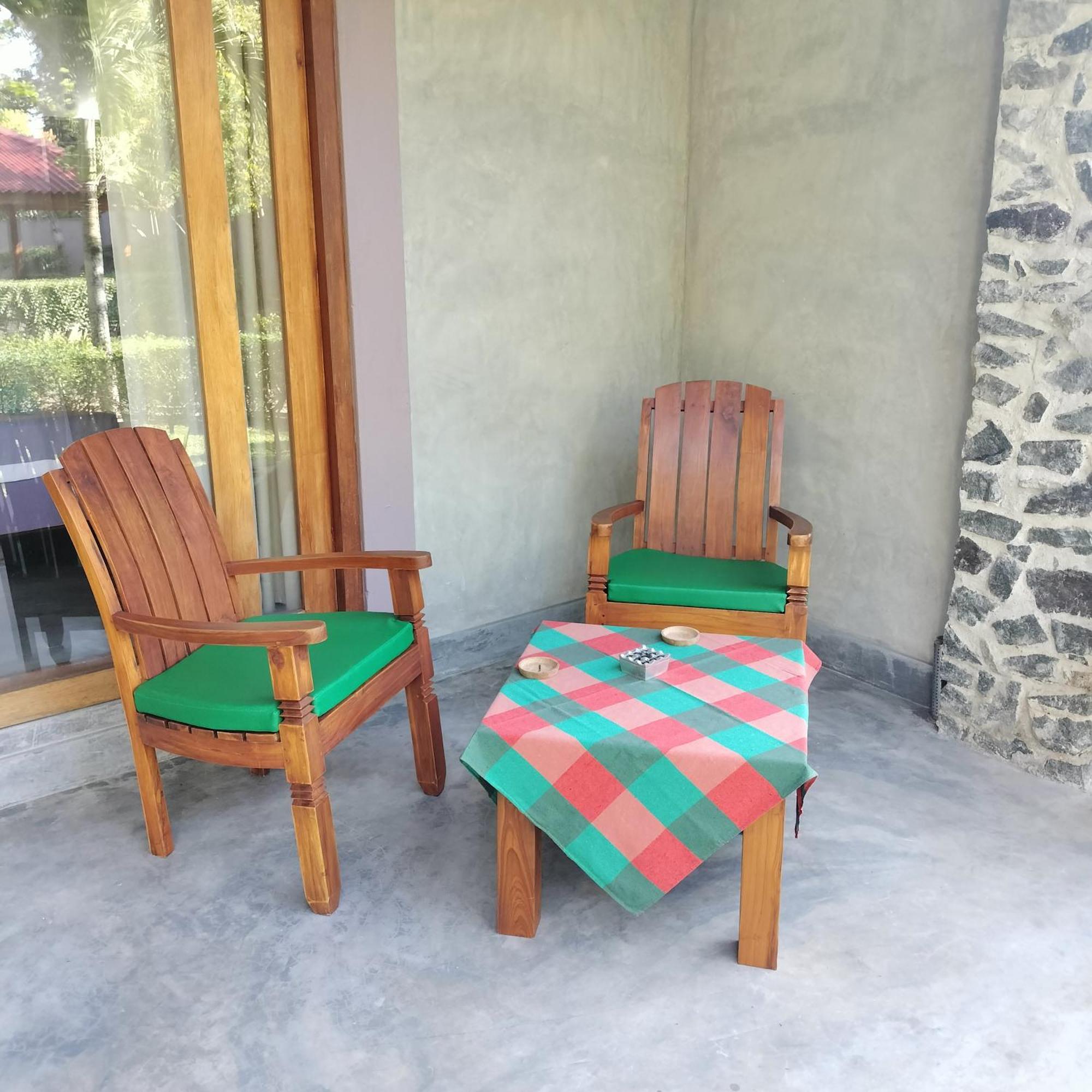 Avalon Village Resort Induruwa Dış mekan fotoğraf